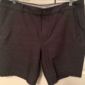 Puma Golf Shorts (size 34)